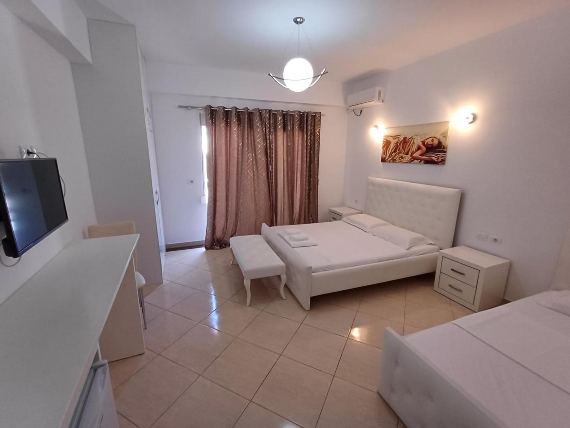 Hotel Sherifi ساراندا المظهر الخارجي الصورة