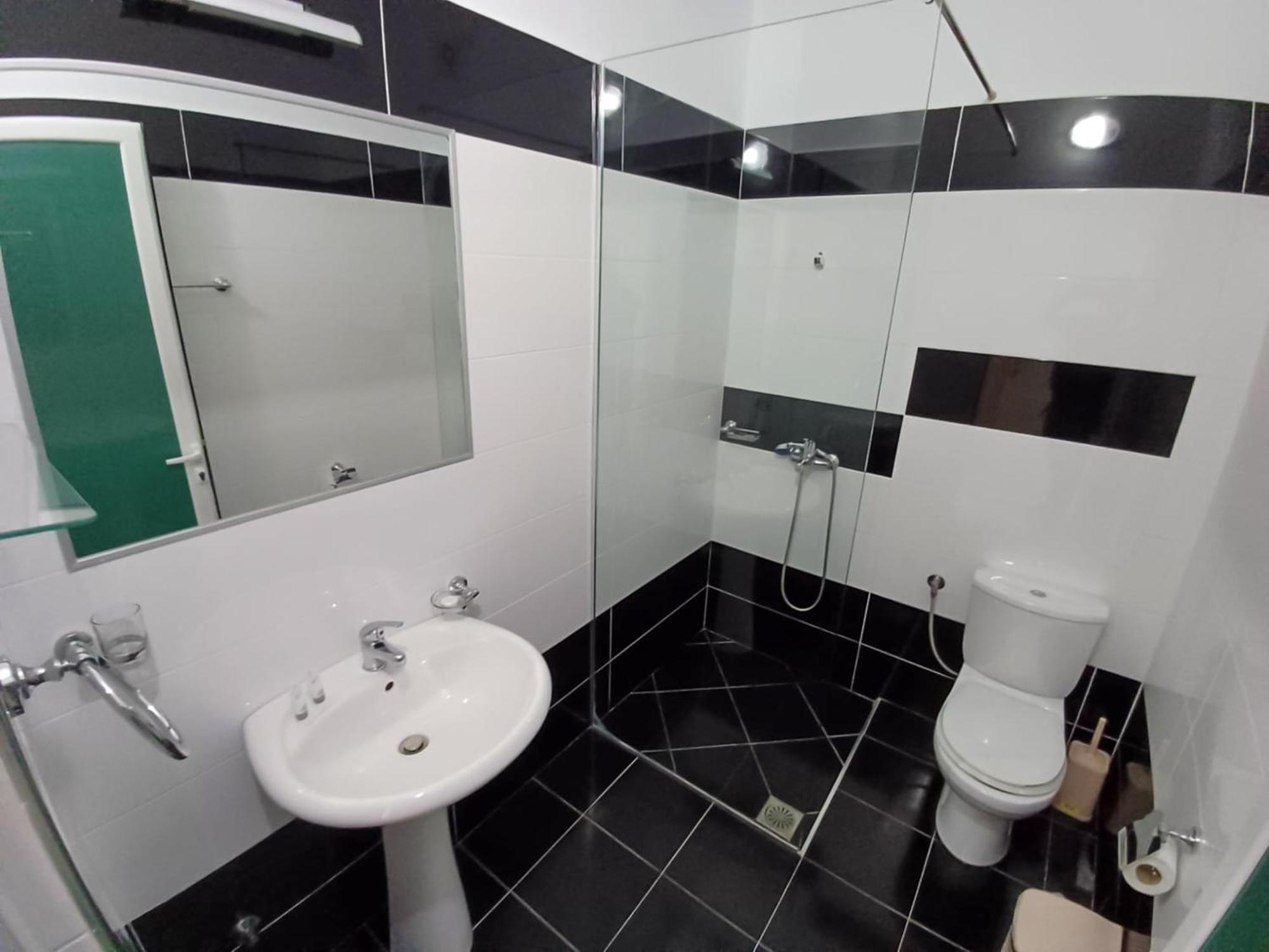 Hotel Sherifi ساراندا المظهر الخارجي الصورة