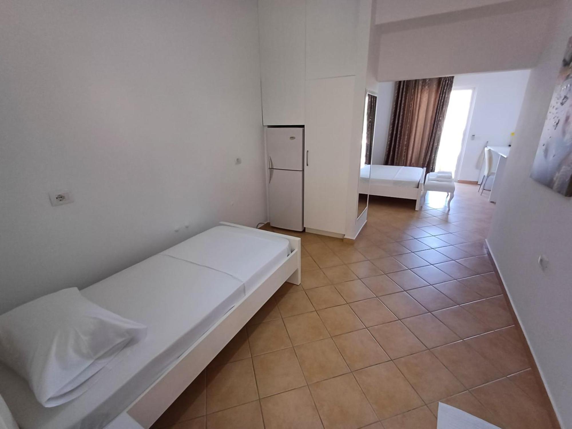 Hotel Sherifi ساراندا المظهر الخارجي الصورة